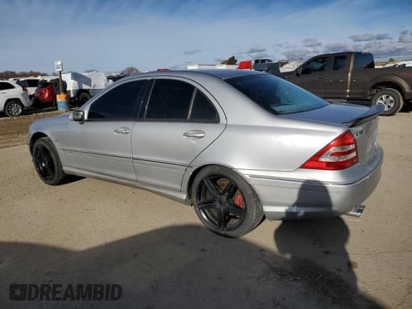 ✅ 2002 Mercedes-Benz C AMG • VIN: WDBRF65J22F208194 • Lot: 88505395. Wystawiony na Copart z przebiegiem Nie podano. Bezpłatny archiwum sprzedaży aukcyjnych z USA i szczegółowy raport historii pojazdu na DreamBid. Zdjęcie 2.