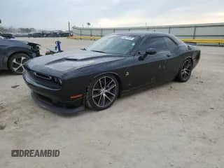 2017 Dodge Challenger 392 Hemi Scat Pack Shaker z VIN 2C3CDZFJ4HH501703, wystawiony jako Copart lot #64272725 z przebiegiem 78 147 mil mil oraz Szkoda całkowita • Salvage title. Historia ofert i sprzedaży dostępna na DreamBid. Obrazek 1.