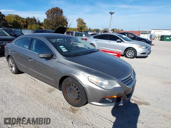 ✅ 2012 Volkswagen CC Lux Limited Edition • VIN: WVWHN7AN9CE506926 • Lot: 43646813. Wystawiony na IAAI z przebiegiem 152 342 mil. Bezpłatny archiwum sprzedaży aukcyjnych z USA i szczegółowy raport historii pojazdu na DreamBid. Zdjęcie 1.