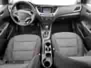 2020 Hyundai Accent SE z VIN 3KPC24A65LE114492, wystawiony jako Copart lot #53401724 z przebiegiem 89 803 mil mil oraz . Historia ofert i sprzedaży dostępna na DreamBid. Obrazek 8.