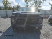 ✅ 2022 Chevrolet Silverado 2500HD LTZ • VIN: 1GC4YPEY2NF228037 • Lot: 89992125. Wystawiony na Copart z przebiegiem 31 602 mil. Bezpłatny archiwum sprzedaży aukcyjnych z USA i szczegółowy raport historii pojazdu na DreamBid. Zdjęcie 5.