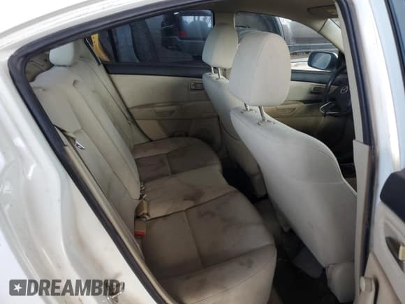 ✅ 2007 Mazda 3 i Sport • VIN: JM1BK12G971729296 • Лот: 70230525. Опубликован ранее на Copart с пробегом 188 238 миль. Бесплатный доступ к архиву аукционных продаж из США и подробный отчёт об истории автомобиля на DreamBid. Изображение 10.