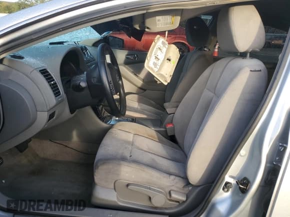 ✅ 2009 Nissan Altima S • VIN: 1N4AL21E29N463376 • Lot: 86257855. Wystawiony na Copart z przebiegiem 156 944 mil. Bezpłatny archiwum sprzedaży aukcyjnych z USA i szczegółowy raport historii pojazdu na DreamBid. Zdjęcie 7.