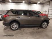 ✅ 2014 Toyota RAV4 LE • VIN: JTMZFREV1ED041560 • Lot: 43762821. Wystawiony na IAAI z przebiegiem 116 322 mil. Bezpłatny archiwum sprzedaży aukcyjnych z USA i szczegółowy raport historii pojazdu na DreamBid. Zdjęcie 14.