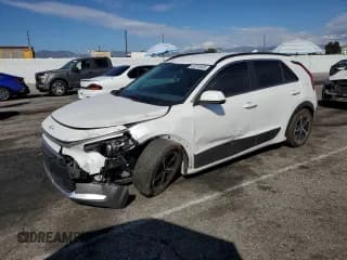 ✅ 2025 Kia Niro LX • VIN: KNDCP3LE3S5224905 • Lot: 82314935. Listed on Copart with 35,723 mi. Free auction sales archive from the USA and detailed vehicle history report at DreamBid. Image 1.