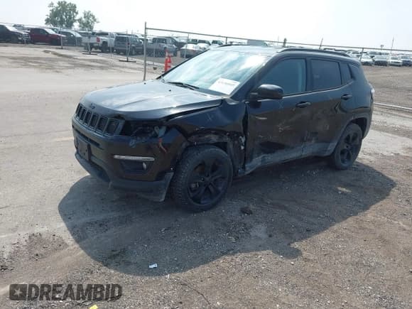 ✅ 2019 Jeep Compass Latitude • VIN: 3C4NJDBB9KT631067 • Lot: 43156049. Listed on IAAI with 127,713 mi. Free auction sales archive from the USA and detailed vehicle history report at DreamBid. Image 2.