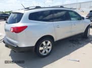 ✅ 2010 Chevrolet Traverse LTZ • VIN: 1GNLRHED0AJ257157 • Лот: 42786456. Опубликован ранее на IAAI с пробегом 214 737 миль. Бесплатный доступ к архиву аукционных продаж из США и подробный отчёт об истории автомобиля на DreamBid. Изображение 4.