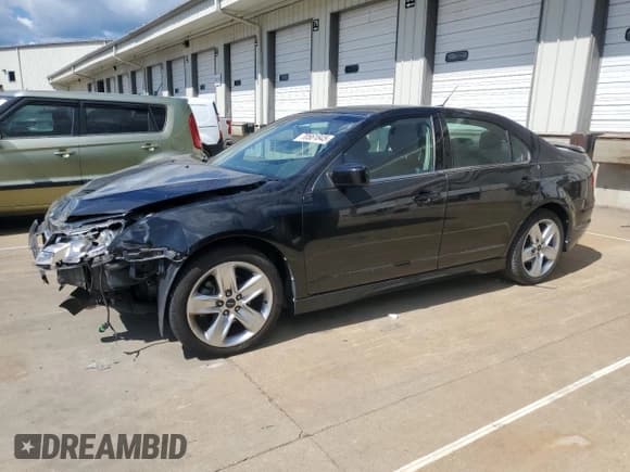 ✅ 2012 Ford Fusion SPORT • VIN: 3FAHP0KC7CR317662 • Lot: 70561845. Listed on Copart with 74,405 mi. Free auction sales archive from the USA and detailed vehicle history report at DreamBid. Image 1.