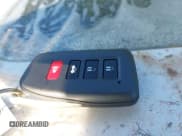 ✅ 2018 Lexus ES 300h • VIN: JTHBW1GG3J2185097 • Лот: 42526276. Опубликован ранее на IAAI с пробегом 116 660 миль. Бесплатный доступ к архиву аукционных продаж из США и подробный отчёт об истории автомобиля на DreamBid. Изображение 11.