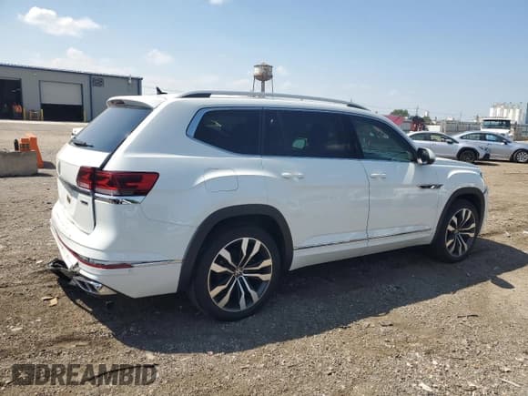 ✅ 2021 Volkswagen Atlas SEL Premium R-Line • VIN: 1V2FR2CA1MC563397 • Lot: 69095405. Listed on Copart with 50,045 mi. Free auction sales archive from the USA and detailed vehicle history report at DreamBid. Image 3.