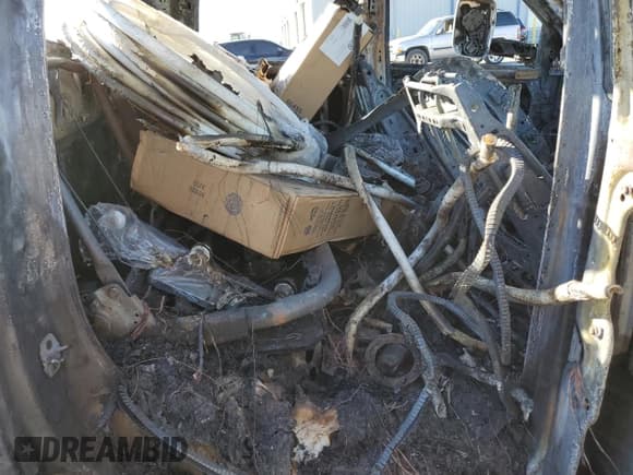 ✅ 2021 Ram 2500 Laramie • VIN: 3C6UR5FL6MG658355 • Lot: 87945305. Wystawiony na Copart z przebiegiem Nie podano. Bezpłatny archiwum sprzedaży aukcyjnych z USA i szczegółowy raport historii pojazdu na DreamBid. Zdjęcie 10.