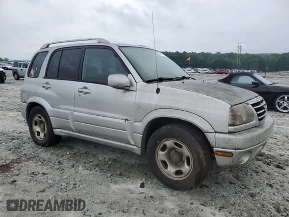 ✅ 2005 Suzuki Grand Vitara JS • VIN: JS3TE62V854201978 • Лот: 59711795. Опубликован ранее на Copart с пробегом 249 356 миль. Бесплатный доступ к архиву аукционных продаж из США и подробный отчёт об истории автомобиля на DreamBid. Изображение 4.