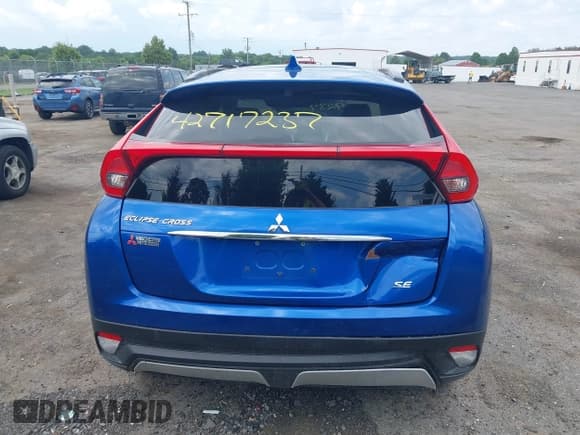 ✅ 2020 Mitsubishi Eclipse Cross SE • VIN: JA4AT5AA4LZ030824 • Лот: 42717237. Опубликован ранее на IAAI с пробегом 184 393 миль. Бесплатный доступ к архиву аукционных продаж из США и подробный отчёт об истории автомобиля на DreamBid. Изображение 17.