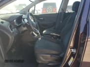 ✅ 2021 Chevrolet Trax LS • VIN: KL7CJKSB2MB305849 • Lot: 70650915. Listed on Copart with 65,771 mi. Free auction sales archive from the USA and detailed vehicle history report at DreamBid. Image 7.