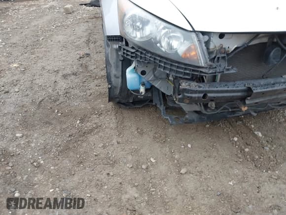 ✅ 2009 Honda Accord EX-L • VIN: JHMCP26879C017549 • Lot: 43712289. Wystawiony na IAAI z przebiegiem 138 271 mil. Bezpłatny archiwum sprzedaży aukcyjnych z USA i szczegółowy raport historii pojazdu na DreamBid. Zdjęcie 6.