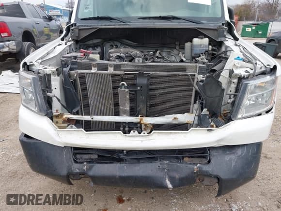 ✅ 2018 Nissan NV Cargo S • VIN: 1N6BF0LY0JN807791 • Lot: 41868591. Listed on IAAI with 128,813 mi. Free auction sales archive from the USA and detailed vehicle history report at DreamBid. Image 6.