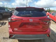 ✅ 2021 Toyota Highlander XLE • VIN: 5TDGZRAHXMS048332 • Lot: 89886285. Wystawiony na Copart z przebiegiem Nie podano. Bezpłatny archiwum sprzedaży aukcyjnych z USA i szczegółowy raport historii pojazdu na DreamBid. Zdjęcie 6.