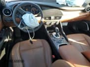 ✅ 2021 Alfa Romeo Giulia Ti • VIN: ZARFAMBN5M7641834 • Lot: 89465395. Wystawiony na Copart z przebiegiem 44 959 mil. Bezpłatny archiwum sprzedaży aukcyjnych z USA i szczegółowy raport historii pojazdu na DreamBid. Zdjęcie 8.