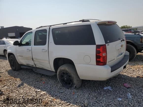 ✅ 2011 Chevrolet Suburban LT • VIN: 1GNSKJE39BR224014 • Lot: 63643594. Wystawiony na Copart z przebiegiem 201 026 mil. Bezpłatny archiwum sprzedaży aukcyjnych z USA i szczegółowy raport historii pojazdu na DreamBid. Zdjęcie 2.
