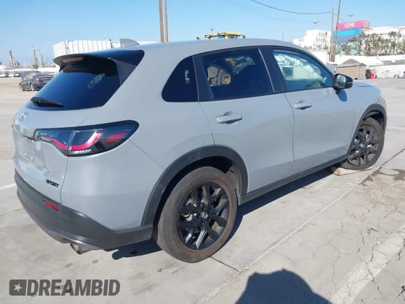 ✅ 2024 Honda HR-V Sport • VIN: 3CZRZ2H50RM762516 • Лот: 43341086. Опубликован ранее на IAAI с пробегом 20 442 миль. Бесплатный доступ к архиву аукционных продаж из США и подробный отчёт об истории автомобиля на DreamBid. Изображение 4.
