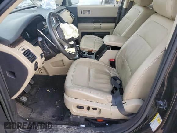 ✅ 2018 Ford Flex SEL • VIN: 2FMGK5C80JBA15892 • Lot: 81222565. Wystawiony na Copart z przebiegiem 106 784 mil. Bezpłatny archiwum sprzedaży aukcyjnych z USA i szczegółowy raport historii pojazdu na DreamBid. Zdjęcie 7.