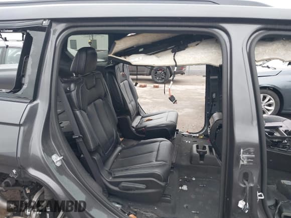 ✅ 2025 Jeep Grand Cherokee Limited • VIN: 1C4RJKBG0S8665155 • Lot: 43650768. Wystawiony na IAAI z przebiegiem Nie podano. Bezpłatny archiwum sprzedaży aukcyjnych z USA i szczegółowy raport historii pojazdu na DreamBid. Zdjęcie 8.