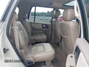 ✅ 2005 Ford Expedition Limited • VIN: 1FMFU20545LA72293 • Lot: 42447989. Wystawiony na IAAI z przebiegiem 182 117 mil. Bezpłatny archiwum sprzedaży aukcyjnych z USA i szczegółowy raport historii pojazdu na DreamBid. Zdjęcie 8.