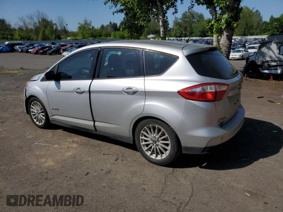 ✅ 2013 Ford C-Max SE • VIN: 1FADP5AU3DL521199 • Lot: 55250685. Wystawiony na Copart z przebiegiem 87 362 mil. Bezpłatny archiwum sprzedaży aukcyjnych z USA i szczegółowy raport historii pojazdu na DreamBid. Zdjęcie 2.