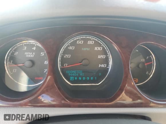 ✅ 2009 Buick Lucerne CXL-4 • VIN: 1G4HD57109U105125 • Lot: 82084095. Wystawiony na Copart z przebiegiem 94 464 mil. Bezpłatny archiwum sprzedaży aukcyjnych z USA i szczegółowy raport historii pojazdu na DreamBid. Zdjęcie 9.