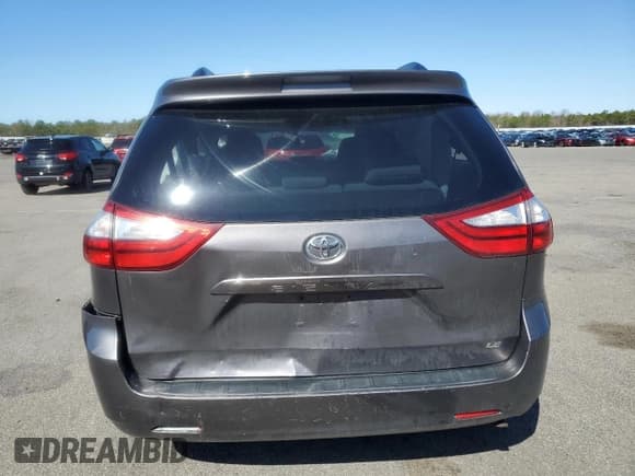 ✅ 2016 Toyota Sienna LE AAS • VIN: 5TDKK3DCXGS764602 • Lot: 54698875. Listed on Copart with 119,708 mi. Free auction sales archive from the USA and detailed vehicle history report at DreamBid. Image 6.