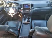 ✅ 2018 Honda Pilot EX-L • VIN: 5FNYF6H56JB028361 • Lot: 93402365. Wystawiony na Copart z przebiegiem 139 342 mil. Bezpłatny archiwum sprzedaży aukcyjnych z USA i szczegółowy raport historii pojazdu na DreamBid. Zdjęcie 8.