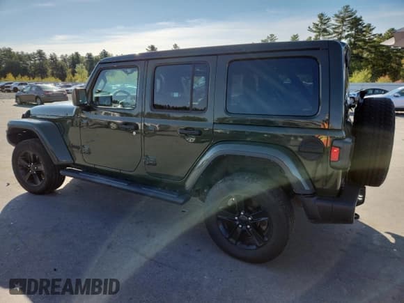 ✅ 2021 Jeep Wrangler Unlimited Sahara Altitude • VIN: 1C4HJXEG4MW725473 • Lot: 82102835. Wystawiony na Copart z przebiegiem 52 938 mil. Bezpłatny archiwum sprzedaży aukcyjnych z USA i szczegółowy raport historii pojazdu na DreamBid. Zdjęcie 2.