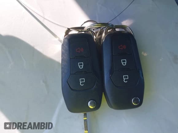 ✅ 2023 Ford F-150 XL • VIN: 1FTEX1EP7PKE49333 • Lot: 43376445. Wystawiony na IAAI z przebiegiem 15 355 mil. Bezpłatny archiwum sprzedaży aukcyjnych z USA i szczegółowy raport historii pojazdu na DreamBid. Zdjęcie 11.