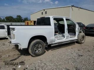 ✅ 2021 Chevrolet Silverado 1500 RST • VIN: 3GCUYEETXMG313438 • Lot: 76311594. Wystawiony na Copart z przebiegiem Nie podano. Bezpłatny archiwum sprzedaży aukcyjnych z USA i szczegółowy raport historii pojazdu na DreamBid. Zdjęcie 3.