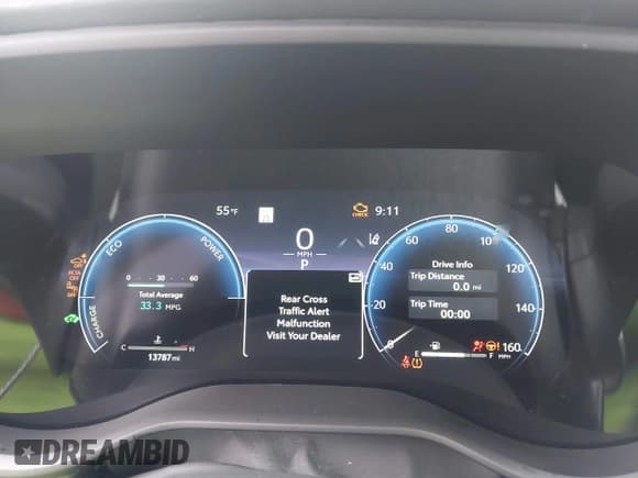 ✅ 2025 Toyota Sienna Woodland Edition • VIN: 5TDCSKFC0SS159623 • Lot: 43746699. Listed on IAAI with 13,787 mi. Free auction sales archive from the USA and detailed vehicle history report at DreamBid. Image 7.