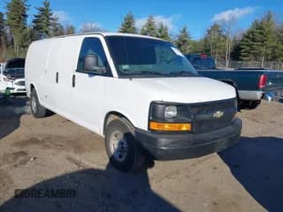 ✅ 2014 Chevrolet Express Cargo • VIN: 1GCWGGBA6E1122934 • Lot: 40999693. Listed on IAAI with 194,565 mi. Free auction sales archive from the USA and detailed vehicle history report at DreamBid. Image 1.