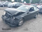 ✅ 2002 Mercedes-Benz C 230/260/280/320 • VIN: WDBRN47J32A323310 • Lot: 43107605. Wystawiony na IAAI z przebiegiem 154 039 mil. Bezpłatny archiwum sprzedaży aukcyjnych z USA i szczegółowy raport historii pojazdu na DreamBid. Zdjęcie 2.