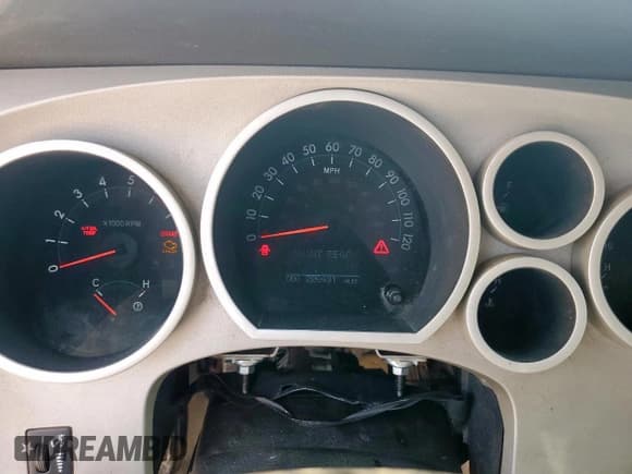 ✅ 2008 Toyota Tundra Limited • VIN: 5TFDV58168X038087 • Lot: 71504845. Listed on Copart with 226,431 mi. Free auction sales archive from the USA and detailed vehicle history report at DreamBid. Image 9.