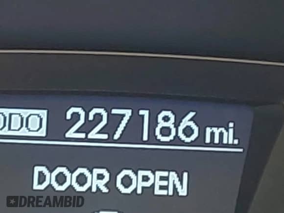 2014 Hyundai Genesis Coupe R-Spec с VIN KMHHT6KD2EU119807, выставлен на аукционе IAAI как лот 41425138 с пробегом 227 186 миль миль и . История ставок и продаж доступна на DreamBid. Изображение 16.