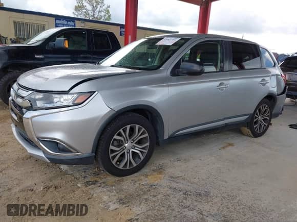 2018 Mitsubishi Outlander ES с VIN JA4AD2A38JZ001384, выставлен на аукционе IAAI как лот 43063754 с пробегом 107 245 миль миль и . История ставок и продаж доступна на DreamBid. Изображение 2.