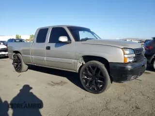 ✅ 2006 Chevrolet Silverado 1500 Work Truck • VIN: 1GCEC19V66Z291514 • Лот: 74617614. Опубликован ранее на Copart с пробегом 207 642 миль. Бесплатный доступ к архиву аукционных продаж из США и подробный отчёт об истории автомобиля на DreamBid. Изображение 4.