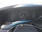 ✅ 1995 Ford F-350 • VIN: 1FTJW35H9SEA13466 • Lot: 42488238. Wystawiony na IAAI z przebiegiem 110 215 mil. Bezpłatny archiwum sprzedaży aukcyjnych z USA i szczegółowy raport historii pojazdu na DreamBid. Zdjęcie 7.