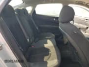 ✅ 2019 Kia Optima S • VIN: 5XXGT4L38KG300776 • Lot: 80392435. Wystawiony na Copart z przebiegiem 128 278 mil. Bezpłatny archiwum sprzedaży aukcyjnych z USA i szczegółowy raport historii pojazdu na DreamBid. Zdjęcie 10.