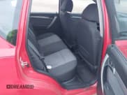 ✅ 2011 Chevrolet Aveo 1LT • VIN: KL1TD6DE6BB127893 • Lot: 41233711. Wystawiony na IAAI z przebiegiem 154 422 mil. Bezpłatny archiwum sprzedaży aukcyjnych z USA i szczegółowy raport historii pojazdu na DreamBid. Zdjęcie 8.