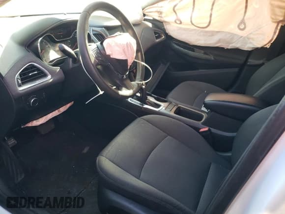 ✅ 2019 Chevrolet Cruze LT • VIN: 1G1BE5SM8K7146544 • Lot: 67289862. Listed on Copart with 99,716 mi. Free auction sales archive from the USA and detailed vehicle history report at DreamBid. Image 7.