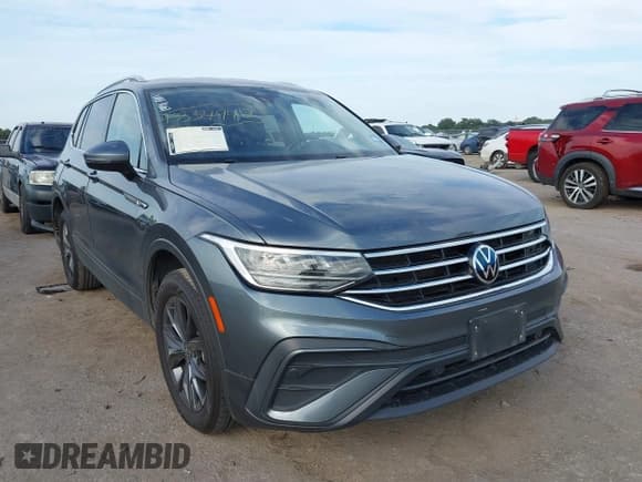 ✅ 2022 Volkswagen Tiguan SE • VIN: 3VV3B7AX5NM059997 • Лот: 43334942. Опубликован ранее на IAAI с пробегом 79 417 миль. Бесплатный доступ к архиву аукционных продаж из США и подробный отчёт об истории автомобиля на DreamBid. Изображение 1.