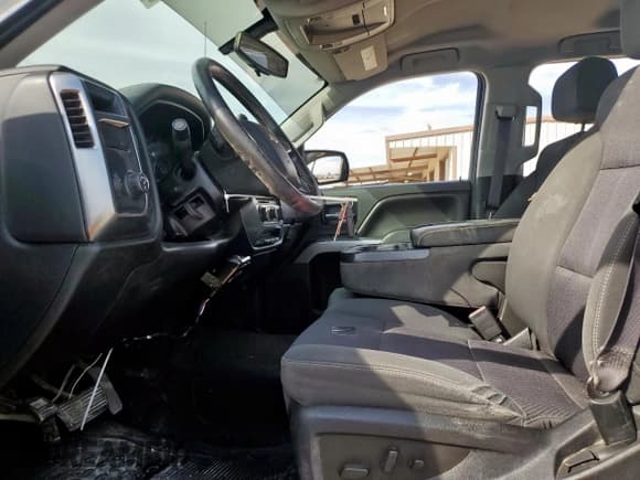 ✅ 2016 Chevrolet Silverado 1500 LT • VIN: 1GCRCREC5GZ292739 • Лот: 84628945. Опубликован ранее на Copart с пробегом 157 111 миль. Бесплатный доступ к архиву аукционных продаж из США и подробный отчёт об истории автомобиля на DreamBid. Изображение 7.