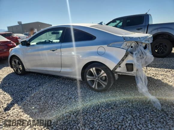 ✅ 2013 Hyundai Elantra GS • VIN: KMHDH6AEXDU009242 • Lot: 82148615. Listed on Copart with 197,441 mi. Free auction sales archive from the USA and detailed vehicle history report at DreamBid. Image 2.