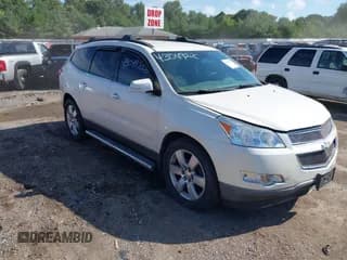 ✅ 2011 Chevrolet Traverse 1LT • VIN: 1GNKVGED2BJ113399 • Лот: 43049220. Опубликован ранее на IAAI с пробегом 149 156 миль. Бесплатный доступ к архиву аукционных продаж из США и подробный отчёт об истории автомобиля на DreamBid. Изображение 1.