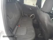 ✅ 2017 Jeep Renegade Latitude • VIN: ZACCJBBB2HPF95850 • Лот: 93422155. Опубликован ранее на Copart с пробегом 52 276 миль. Бесплатный доступ к архиву аукционных продаж из США и подробный отчёт об истории автомобиля на DreamBid. Изображение 11.